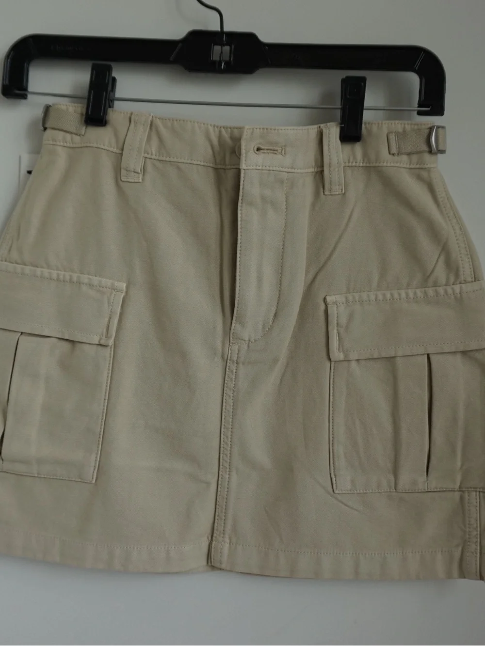 TNA Mini Cargo Skirt in Light Beige